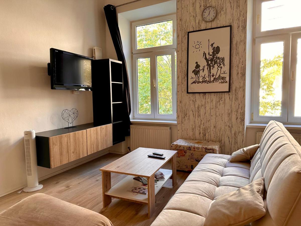 Cozy Apartment Elterleinplatz - Quiet & Close To Center Vienna Esterno foto